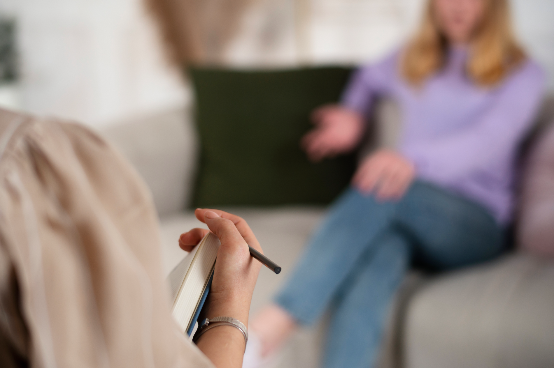 Young girl talking to therapists in Naperville IL